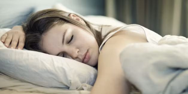 Ngủ nướng (ngủ hơn 10 tiếng) mỗi ngày liên tiếp làm bạn tăng cân. Ngủ 7-8 giờ mỗi ngày được coi là tốt cho sức khỏe.