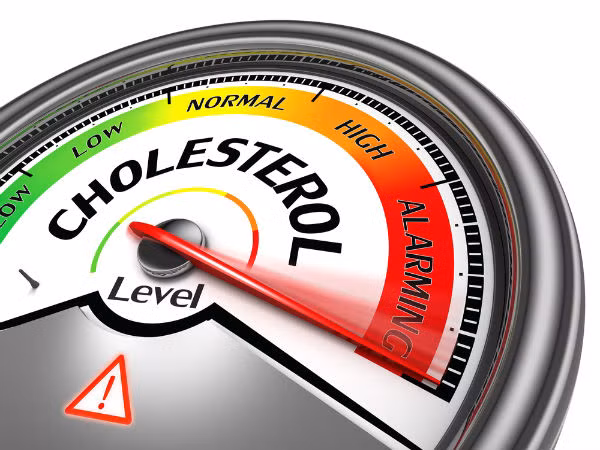 Giúp kiểm soát cholesterol: Các chất dinh dưỡng trong tảo lục có thể giúp giảm mức cholesterol của bạn. Một số nghiên cứu đã gợi ý rằng bổ sung chlorella có thể giúp giảm cholesterol.