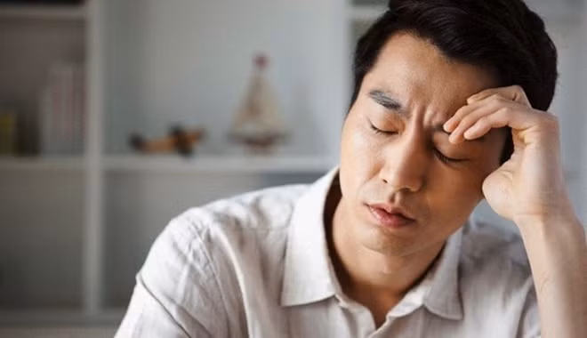 Cưới nhau 10 năm, chồng phát hiện bí mật kinh khủng của vợ Cuoi nhau 10 nam, chong phat hien bi mat kinh khung cua vo