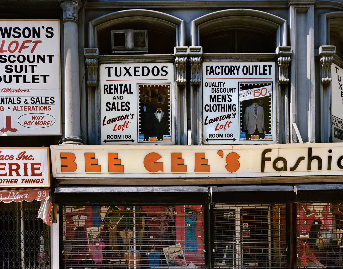 Cửa hiệu thời trang Bee Gee's, New York năm 1984.