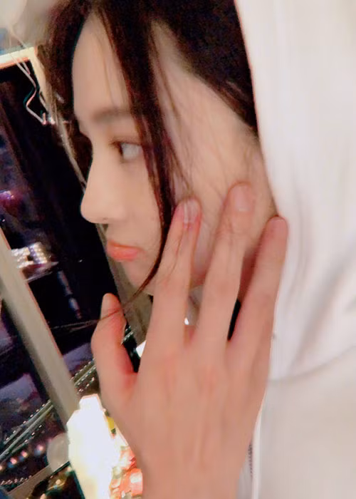 Cách đây ít ngày, tình cũ của Lý Thần được cho là đã sinh con.