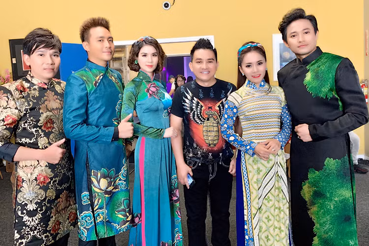 Xot xa hinh anh cuoi doi lac quan cua dien vien hai Anh Vu