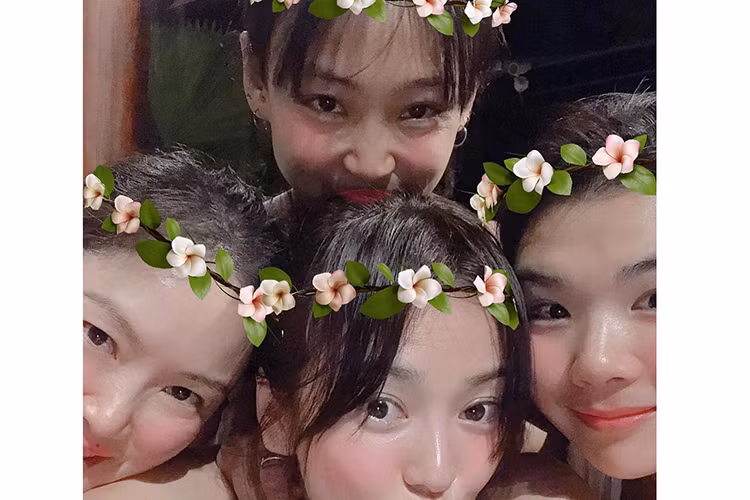 Mới đây, hình ảnh nàng ngọc nữ bên hội bạn thân trong chuyến du lịch đã được chia sẻ.