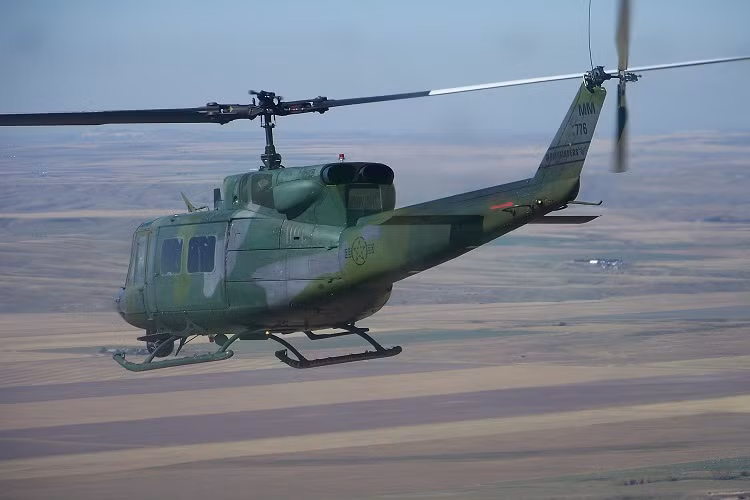 Ở biến thể UH-1N đang được Không quân Mỹ sử dụng, nó cũng được hiện đại hóa ở mức cao nhất cho phép dòng trực thăng này đáp ứng các yêu cầu mới trong chiến tranh hiện đại. Nguồn ảnh: aviation.com.