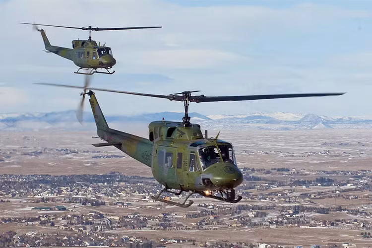Được biết, những chiếc trực thăng UH-1N Huey hiện nay đang đóng vai trò như vũ khí "dự bị" tại các căn cứ quân sự Duke Field ở Florida, căn cứ không quân Fairchild ở Washington, căn cứ FE Warren ở Wyoming, căn cứ quân sự Andrews ở Maryland, Căn cứ không quân Kirtland ở New Mexico, căn cứ không quân Malmstrom ở Montana và Minot ở Bắc Dakota. Nguồn ảnh: The Drive.