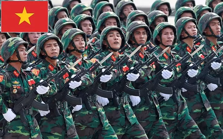 Thứ 16: Việt Nam - Ngân sách quốc phòng: 3,365 tỷ USD: Quân đội Nhân dân Việt Nam có tổng số quân nhân: 5.448.500; Tổng số máy bay chiến đấu: 278; Xe tăng: 1.545; Xe chiến đấu thiết giáp: 3.150; Tàu hải quân: 65; Tàu khu trục: 0; Tàu ngầm: 6; Chỉ số sức mạnh: 0,3587.