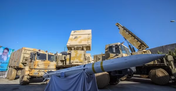 Cũng cần đề cập hiện Iran đang sở hữu nhiều hệ thống radar tiên tiến, bao gồm nhiều loại radar khác nhau - từ Liên Xô, Anh, Mỹ đến Nga hiện đại.
