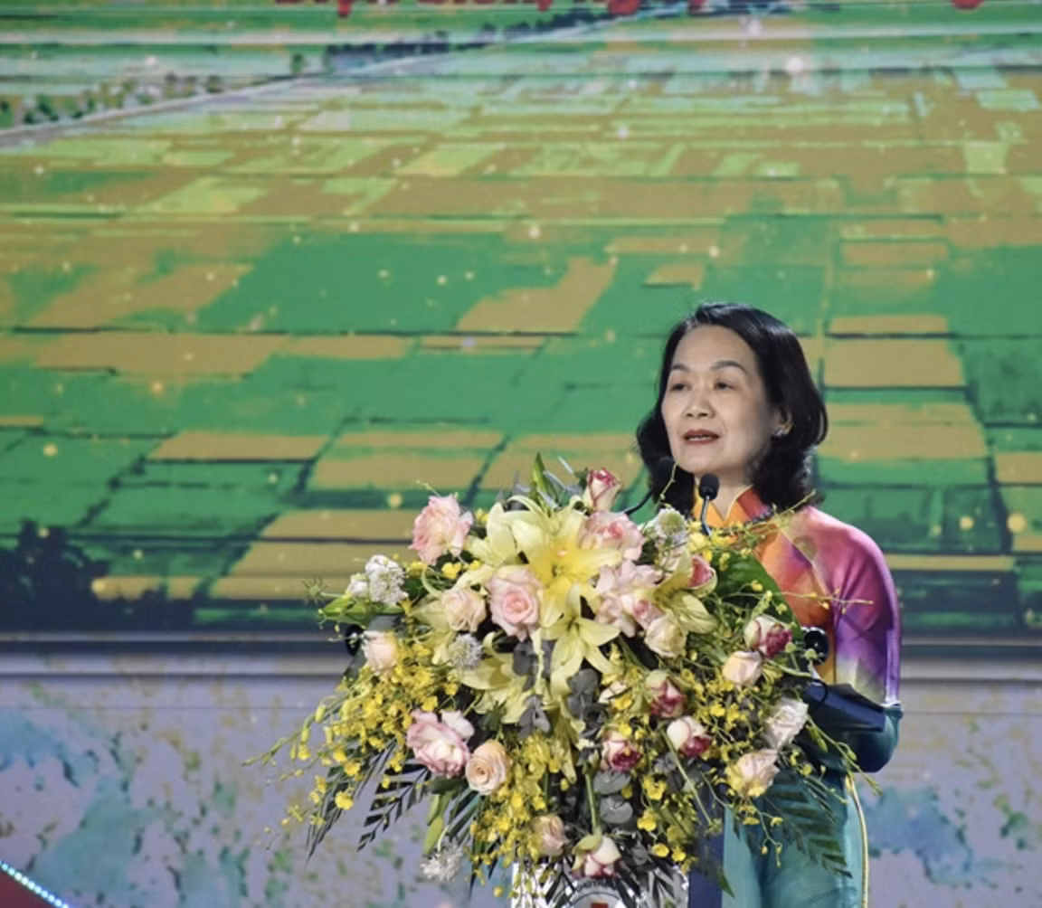 Lễ phát động Tháng Nhân đạo cấp quốc gia năm 2024 - Hình 3 Le phat dong Thang Nhan dao cap quoc gia nam 2024-Hinh-3