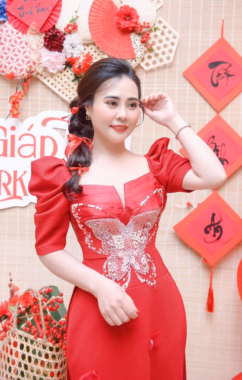 Hoa hau “hai nhiem ky” Phan Kim Oanh: “Toi da co 1 nam tron ven”-Hinh-6