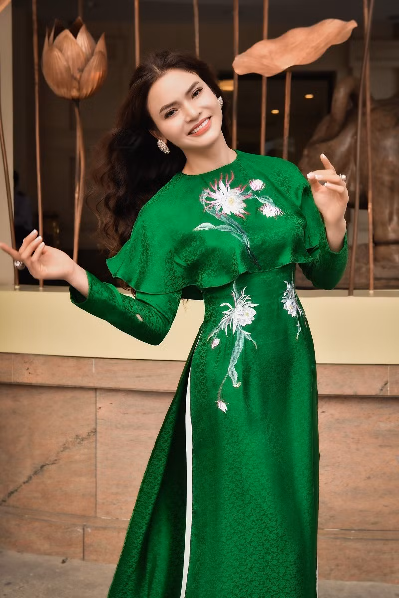 Pham Phuong Thao chia se xuc dong khi nhan danh hieu NSND-Hinh-4