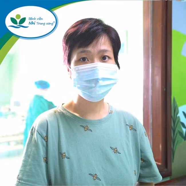 Be 8 tuoi suy than giai doan cuoi duoc hoi sinh nho ghep tang-Hinh-4