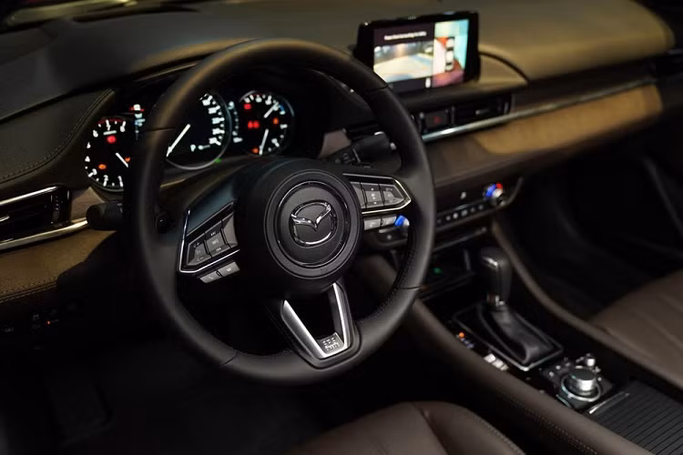 Toyota Camry len dinh phan khuc sedan hang D cuoi nam 2021-Hinh-6