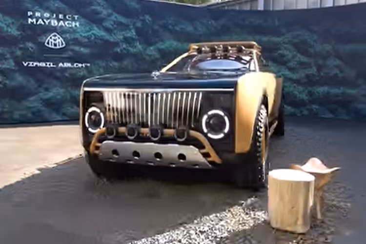 Có lẽ ấn tượng hơn cả ý tưởng đằng sau Project Maybach đặc biệt này là quá trình thực hiện của nó. Mặc dù đây chỉ là một chiếc xe trưng bày không thể di chuyển, nhưng nó được lắp ráp một cách đẹp mắt, với sự chú ý đáng kinh ngạc đến từng chi tiết và những chất liệu tốt nhất hiện có. Những chiếc xe đắt tiền thường được mô tả như “một tác phẩm nghệ thuật”, nhưng mẫu concept này mới thực sự là phù hợp với cụm từ đó.
