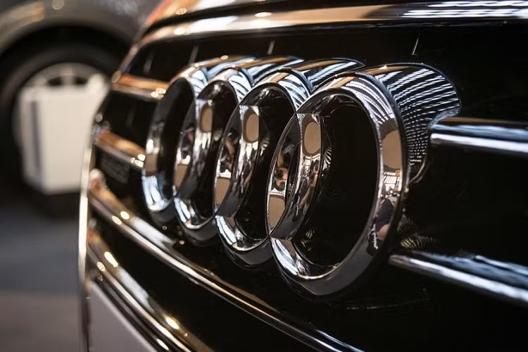 Kể từ khi ra mắt phiên bản facelift của siêu xe Audi R8 vào năm 2018, thương hiệu xe sang Đức vẫn chưa hé lộ thêm bất kỳ thông tin gì về kế hoạch phát triển thế hệ thứ 3 của mẫu siêu xe này.