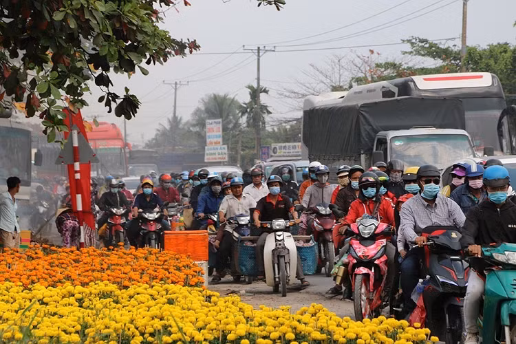 Điều kiện về quê ăn Tết Nguyên đán 2022, người dân từng tỉnh, thành cần biết - Hình 2 Dieu kien ve que an Tet Nguyen dan 2022, nguoi dan tung tinh, thanh can biet-Hinh-2
