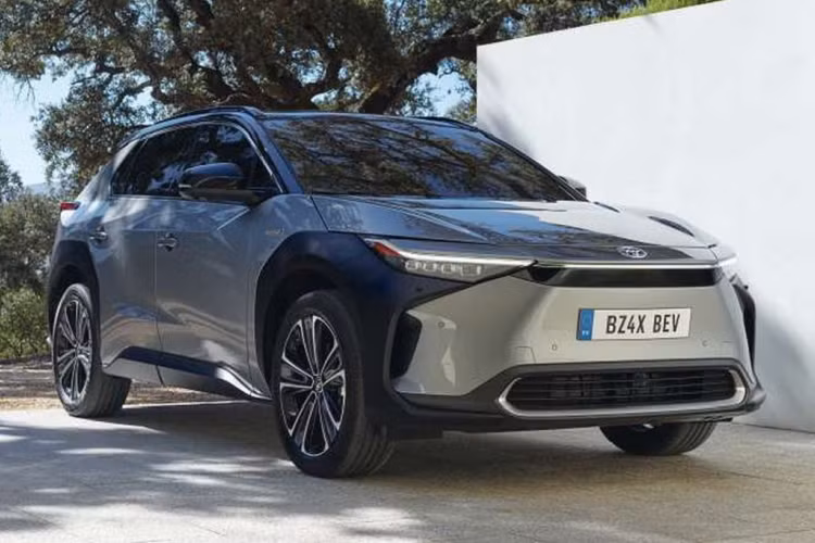 Bộ pin 8,7 kWh mới của xe ôtô điện Toyota được thiết kế để cung cấp điện cho gia đình trong trường hợp khẩn cấp như cúp điện, và cũng có thể dùng để tích trữ điện dư thừa do các tấm pin mặt trời tạo ra.