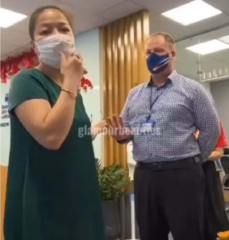 Nhan sắc Thủy Bi - bà mẹ HOT nhất vụ bạo lực học đường Nhan sac Thuy Bi - ba me HOT nhat vu bao luc hoc duong