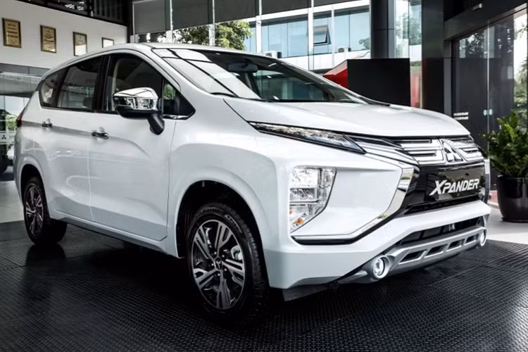 Trong thời gian tới, Xpander 2022 sẽ gặp thách thức lớn khi cuộc chơi đã thay đổi với nhiều đối thủ hơn. Nếu không có chính sách bán hàng và ưu điểm cạnh tranh riêng, Xpander 2022 sẽ khó có thể “đứng một mình một chợ” mang doanh số dẫn đầu phân khúc như thời gian trước đây.