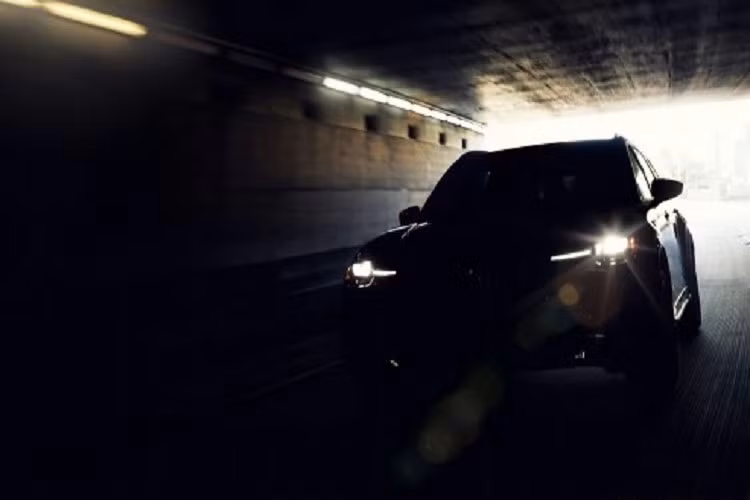 Trước đó, Mazda cũng từng xác nhận CX-90 sẽ có 3 tùy chọn động cơ. Trong đó, sẽ có 1 loại động cơ xăng 6 xi-lanh thẳng hàng, tăng áp mạnh mẽ.