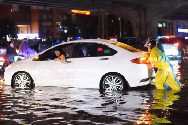 Ha Noi cu mua la ngap, tram bom nghin ty hoat dong ra sao?-Hinh-3
