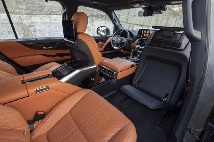 Ly do “chuyen co mat dat” Lexus LX 2022 khong co ban chong dan-Hinh-2