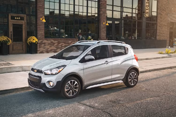Re nhung van “e”, Chevrolet Spark se chinh bi khai tu?