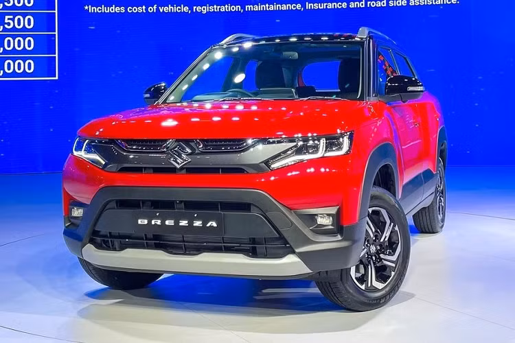 Liên doanh Maruti Suzuki đã chính thức vén màn phiên bản mới của dòng SUV cỡ nhỏ Brezza ở thị trường Ấn Độ. Trước đây, mẫu xe này được gọi bằng cái tên Suzuki Vitara Brezza. Tuy nhiên, ở phiên bản mới, xe được đổi tên thành Suzuki Brezza 2022 mới để không gây nhầm lẫn với mẫu SUV hạng B Vitara ở thị trường nước ngoài.