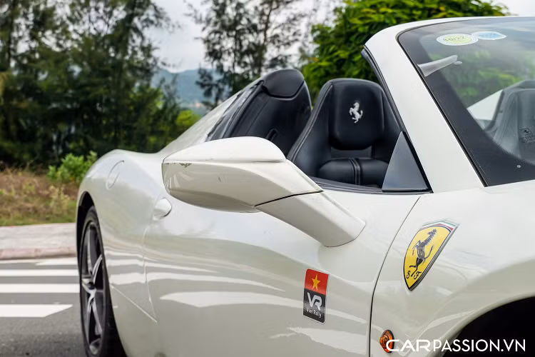 Nhờ hệ thống ống xả mới của iPE, âm thanh phát ra từ cỗ máy V8 sẽ trở nên uy lực hơn, đồng thời hiệu năng vận hành cũng sẽ được cải thiện đáng kể và mang lại những trải nghiệm phấn khích hơn cho chủ nhân. Dòng xe Ferrari 458 được rất nhiều khách hàng Việt dành tình cảm khi có số lượng chỉ xếp sau đàn em 488, những chiếc 458 tại Việt Nam được các chủ nhân lựa chọn nhiều màu sắc khác nhau như: đỏ Rosso Corsa, vàng Giallo Modena, đen Nero Daytona và trắng Bianco Avus.