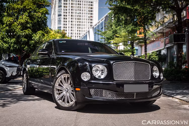 Can canh Bentley Mulsanne 
