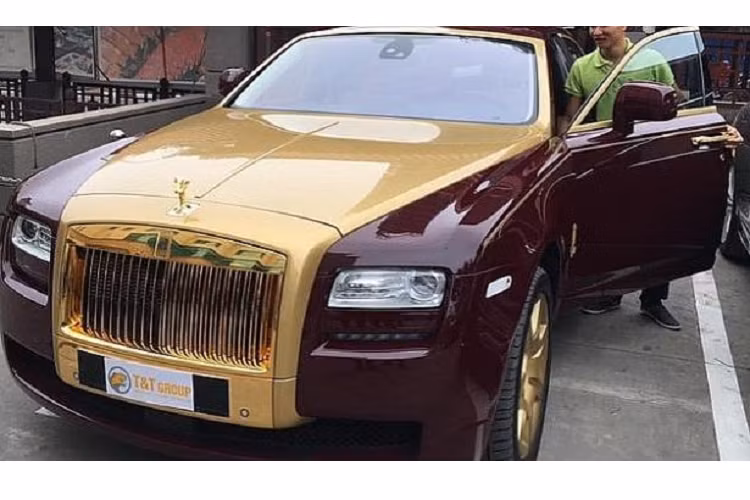 Còn hiện tại, các xe Rolls-Royce Ghost Series I đang được rao bán từ 7,3 đến 10,2 tỷ đồng tùy theo "tình trạng sức khỏe" cũng như việc biển số xe có ưa nhìn hay không.
