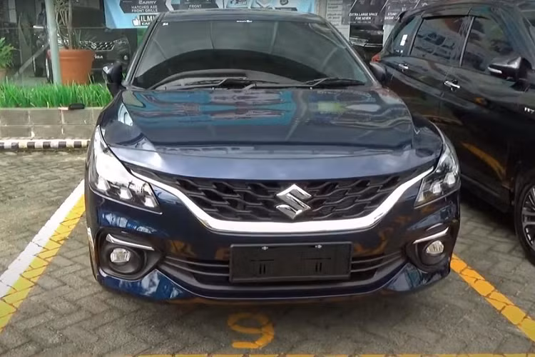 Tại triển lãm Ô tô Quốc tế Indonesia (GIIAS) 2022 diễn ra vào tháng 8 này, hãng Suzuki sẽ mang 2 mẫu xe mới đến trưng bày, đó là S-Presso và Baleno. Trước thời điểm đó, Suzuki Baleno 2022 mới dành cho thị trường Indonesia đã xuất hiện tại đại lý.