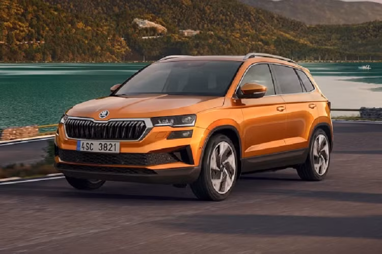 Tiếp đến là động cơ diesel TDI 2.0L với công suất tối đa 147 mã lực và mô-men xoắn cực đại 340 Nm. Kết hợp với hộp số sàn 6 cấp, động cơ này chỉ "ngốn" 4,8 lít/100 km và cho phép xe đạt vận tốc tối đa 210 km/h. Động cơ thứ 5 là máy dầu TDI 2.0L, cho công suất tối đa 108 mã lực và mô-men xoắn cực đại 250 Nm. Sức mạnh được truyền tới bánh thông qua hộp số tự động 7 cấp, giúp xe chỉ tiêu thụ 4,9 lít/100 km và đạt vận tốc tối đa 192 km/h.
