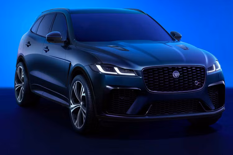 Jaguar F-Pace 2024 ra mat, nang cap ca ve hieu nang lan cong nghe