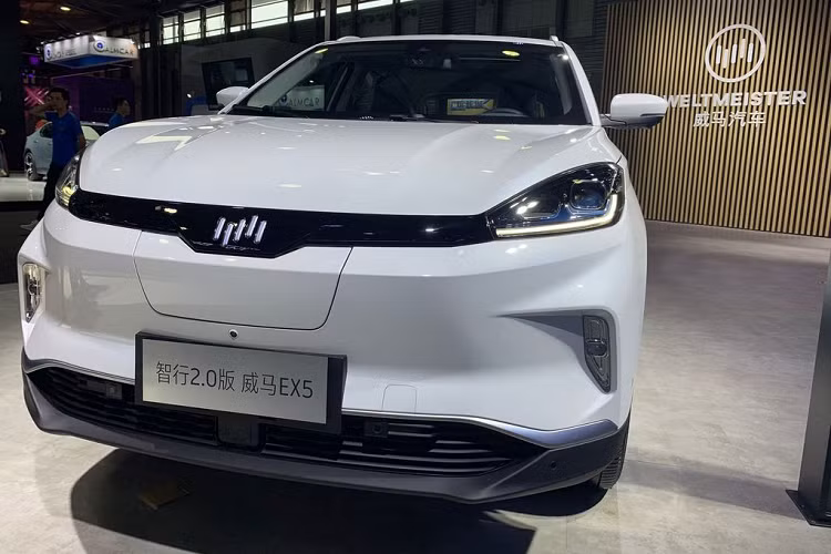 BYD, nhà sản xuất xe điện hàng đầu Trung Quốc cho biết tốc độ tăng trưởng lợi nhuận của hãng có được là nhờ sự tăng trưởng doanh số 160% và tỷ suất lợi nhuận cao hơn. Với việc tăng giá xe điện và cải tiến chiến lược sản phẩm, tỷ suất lợi nhuận gộp của công ty đã tăng lên 18%. 
