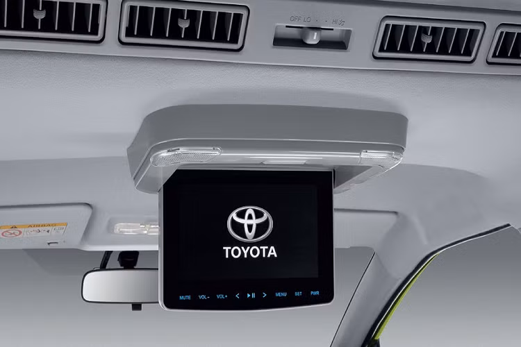 Như vậy, xe nhỏ hơn đáng kể so với những mẫu MPV 7 chỗ khác như Mitsubishi Xpander, Toyota Veloz hay Suzuki Ertiga.