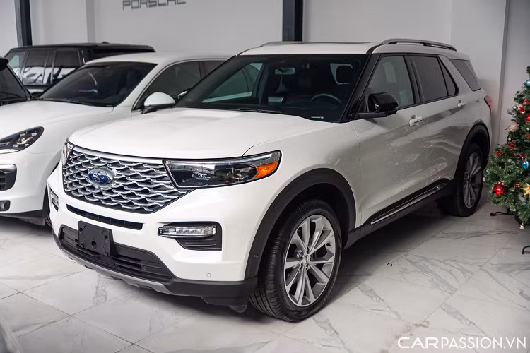 “Hang hiem” Ford Explorer Platinum nhap My gan 4 ty tai Viet Nam