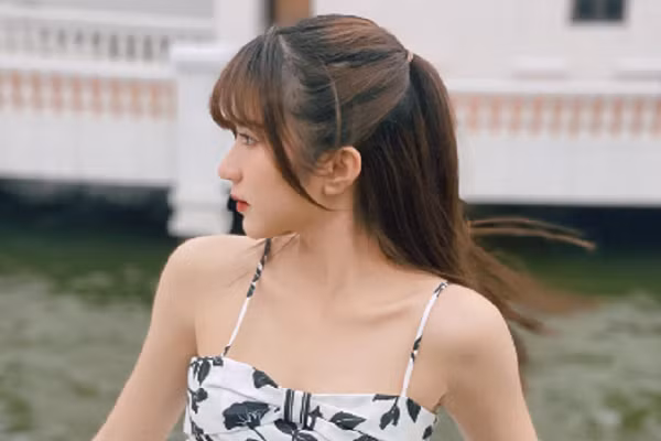 3 chi em cua “Thuong Ngay Nang Ve” da dang hoa phong cach-Hinh-6