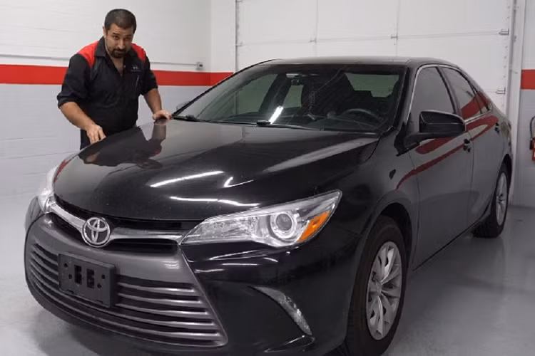 Canh bao nguoi dung xe Toyota khong nen thay dau theo khuyen nghi?