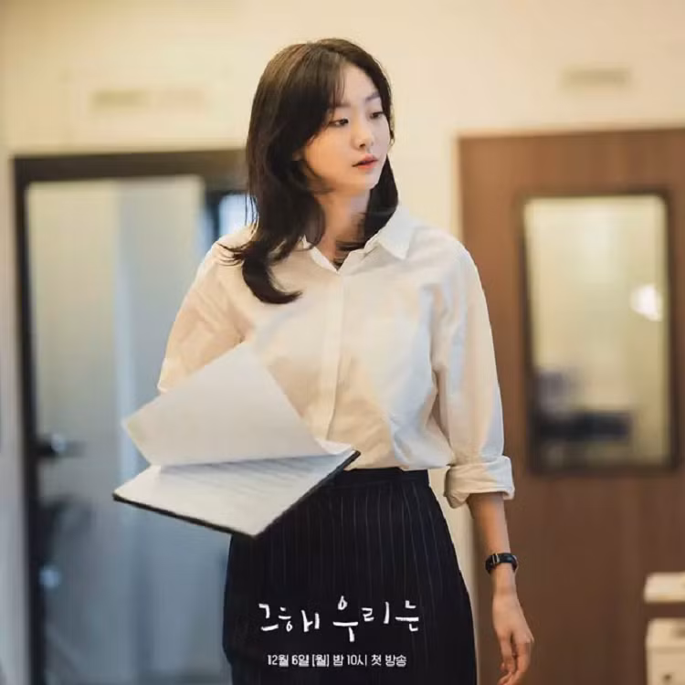 Dien vai gai cong so: Song Hye Kyo that bai, Kim Da Mi thanh cong-Hinh-3
