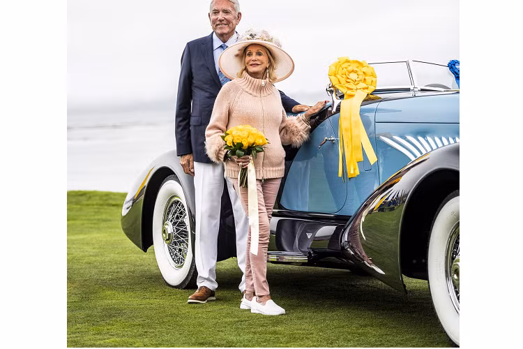 Chiếc Duesenberg là chiếc xe đầu tiên của Mỹ giành được giải thưởng này kể từ năm 2013 khi chiếc Packard Twelve năm 1934 mang về danh hiệu cao quý nhất. Đây là chiếc xe thứ bảy của Mỹ giành chiến thắng tại Pebble Beach.