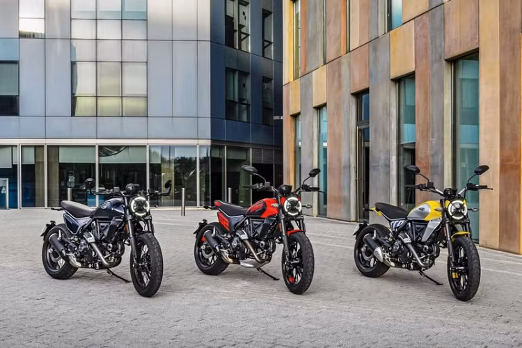 Ducati Scrambler 2023 tu 10.995 USD, nang cap loat trang bi moi