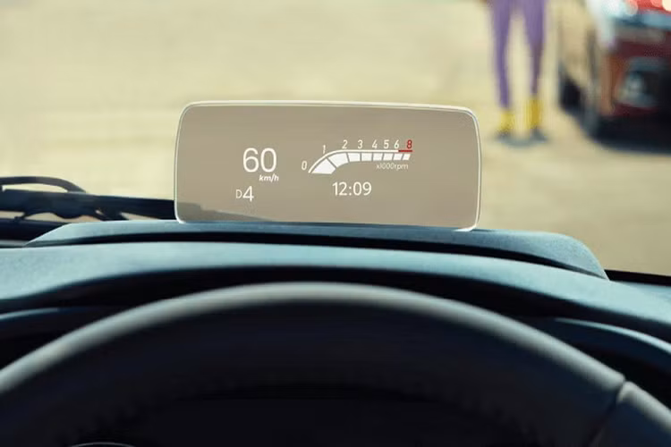 Đó là chưa kể đến ứng dụng Toyota i-Connect mang đến 45 tính năng, bao gồm mở khóa cửa từ xa bằng đồng hồ thông minh.