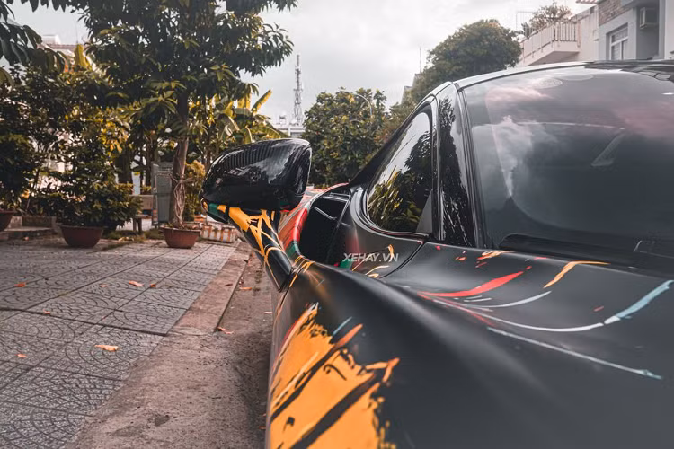 Đặc biệt, phần mui này có thể hoạt động ở tốc độ lên tới 50 km/h, hơn hẳn 650 Spider (phạm vi 30 km/h) và cũng hoạt động êm ái gấp đôi so với Super Series mui trần thế hệ đầu tiên.