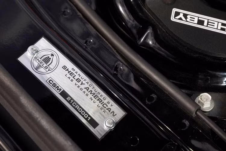 Được biết, trong suốt 60 năm qua, Shelby American đã thực hiện nhiều dự án thử nghiệm xe công suất cao, ngoài xe GT500 Code Red vào năm 2008, công ty này còn cho ra đời Green Hornet năm 1968, Super Snake và Little Red cùng năm 1967.