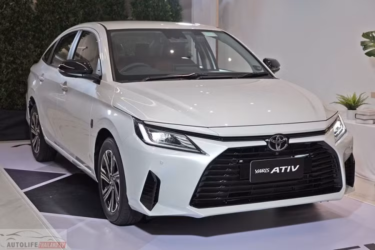 Tại triển lãm Motor Expo, Phó chủ tịch điều hành Toyota Thái Lan - Surasak Suthongwan cho biết, sau gần 3 tháng mở bán, doanh số Toyota Vios 2023 đã nhận được 45.802 đơn đặt hàng và 12.972 xe đã được bàn giao tới người dùng.