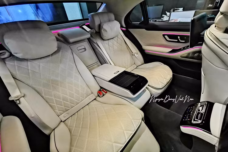 Mercedes-Benz S-Class 2022 thế hệ mới phiên bản S450 4MATIC Long Wheelbase lắp ráp tại Thái Lan có thể sẽ về Việt Nam trong năm nay - theo nguồn tin ở Thái Lan.