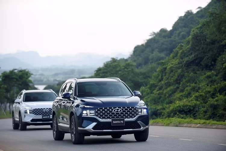 Doanh so Hyundai Tucson bat ngo cham day trong thang 2/2022-Hinh-3