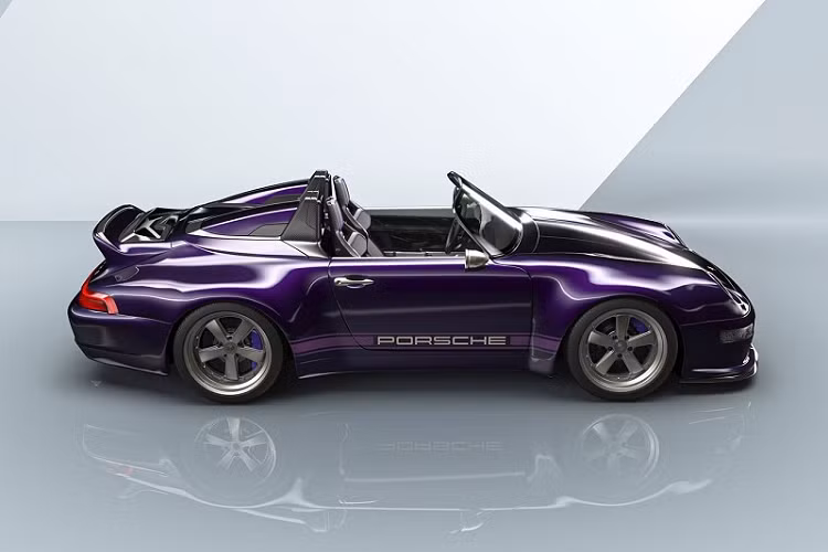 Những hình ảnh mới nhất chỉ cung cấp cho chúng ta một cái nhìn thoáng qua về cabin của 993 Speedster Remastered. Có thể thấy trang bị ghế xô thể thao với phần khung làm từ sợi carbon, được hoàn thiện bằng tông màu trắng chủ đạo cùng đường chỉ khâu và đường viền bọc ghế màu tím tương phản.