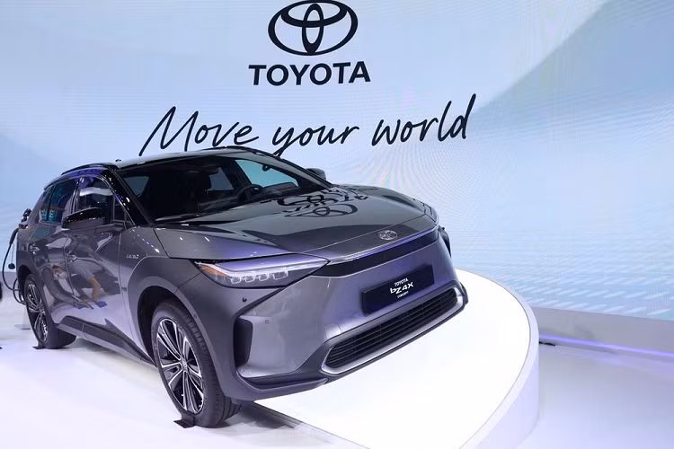 Hiện Toyota bZ4X thuần điện chưa chính thức được bày bán tại thị trường Thái Lan. Do đó, thông số kỹ thuật của mẫu xe này ở Thái Lan cũng chưa được hé lộ.