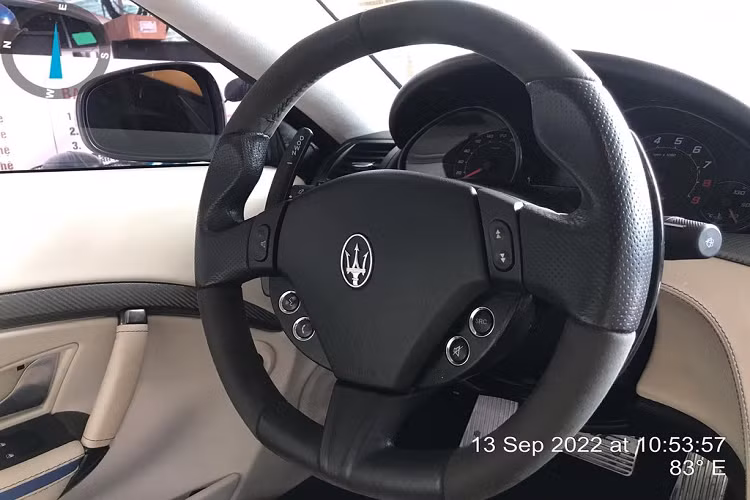 Cũng giống như phiên bản GranTurismo Sport, "trái tim" của Maserati GranTurismo MC Sport Line vẫn là khối động cơ V8 4.7L do Ferrari sản xuất, cho công suất 460 mã lực và mô-men xoắn 520 Nm.